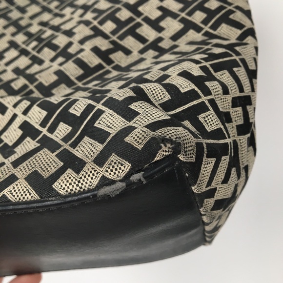Tommy Hilfiger black tan patterned two strap purse - Picture 10 of 14